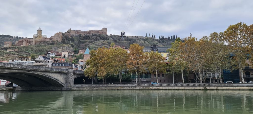 Feasibility Study on the Development of Public and Tourist Transport Services on the Mtkvari River in Tbilisi